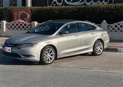 Chrysler 200